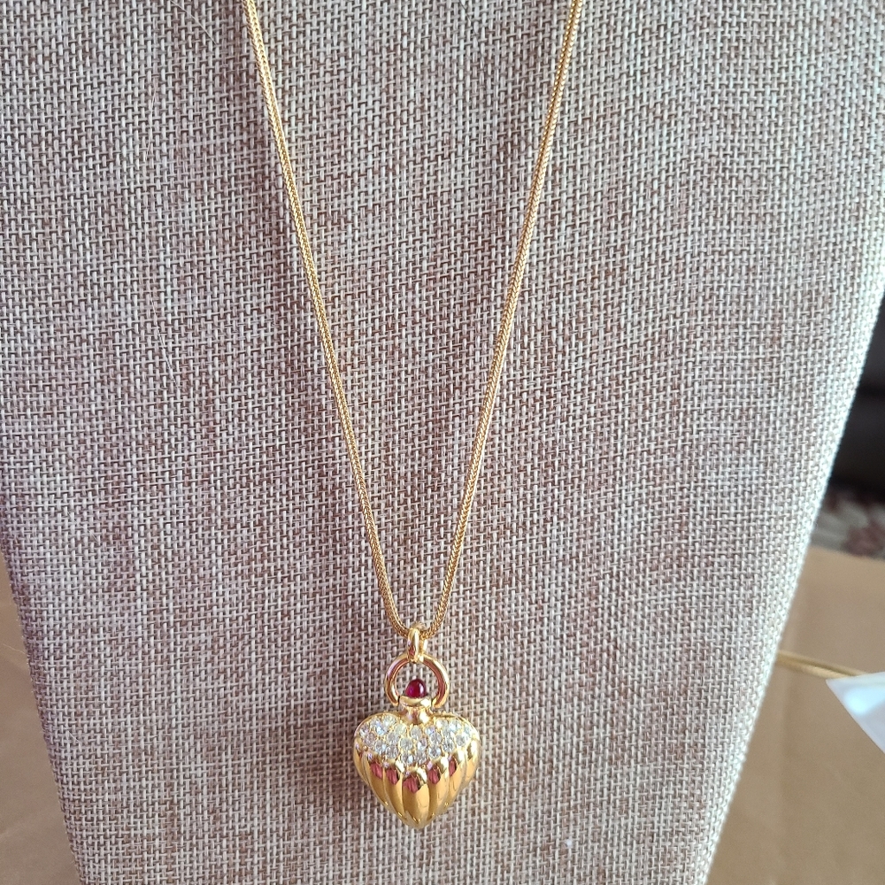 Joan Rivers Necklace and Earring Set
